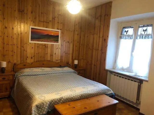 Appartamento con vista e camino Serretto