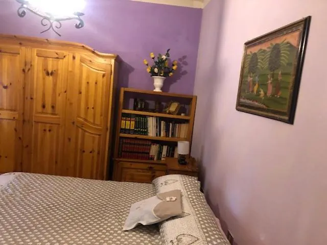 Appartamento con vista e camino Serretto 0*,  Italia
